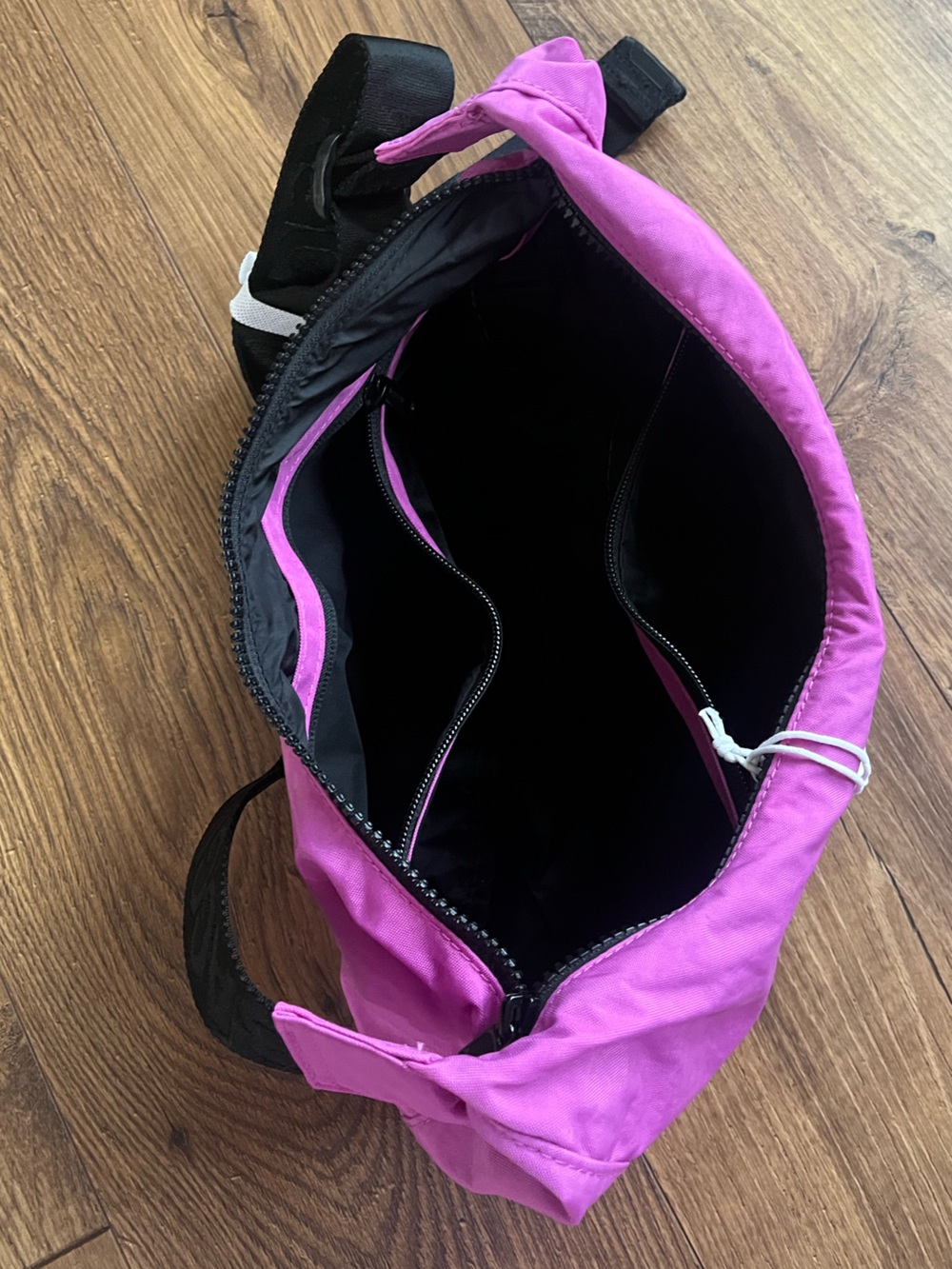 BAGGU Extra Pink Medium Crescent BNWT - Picture 6 of 9